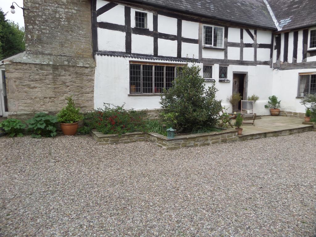 Walford Court Bed and Breakfast Leintwardine Exterior foto